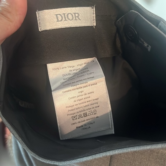 Men's Gray Authentic DIOR Suit - Picture 4 of 13